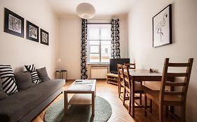 Elegant Apartment Old Town Market